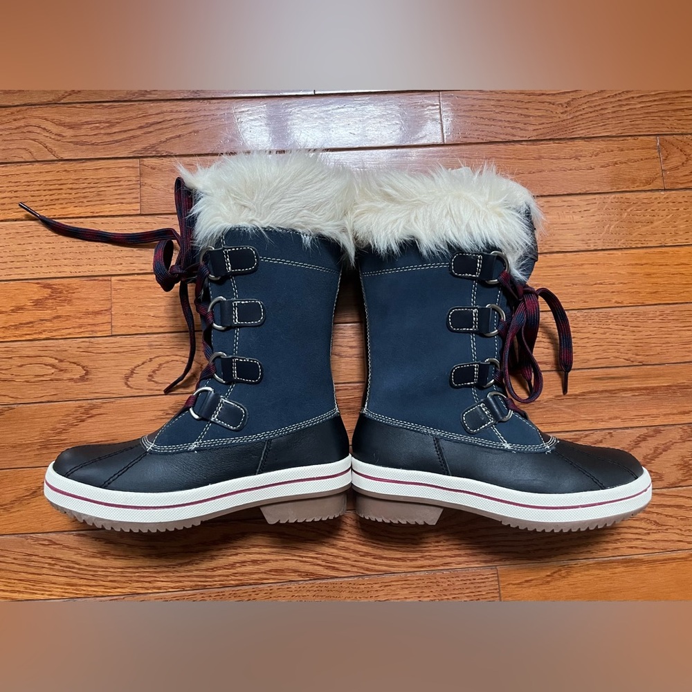 NIB G.H. Bass & Co Women Boots Suede Faux Fur Lined sz 6